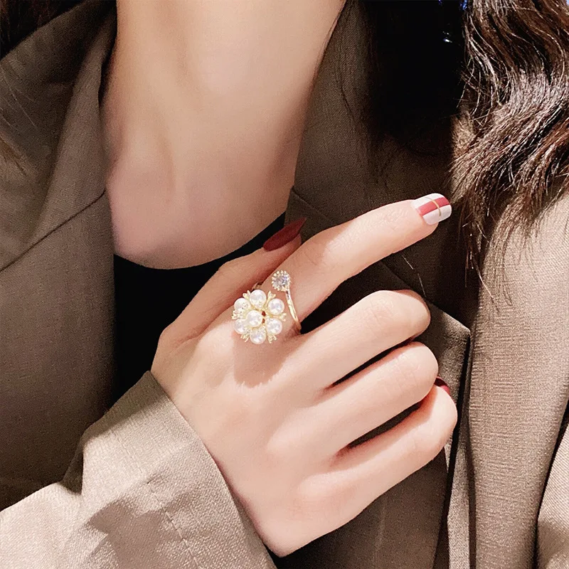 

Korean Fashion Imitation Pearl Flower Crystal Open Rings Simple Exaggerate Wedding Party Jewelry Chic Forefinger Rings For Women