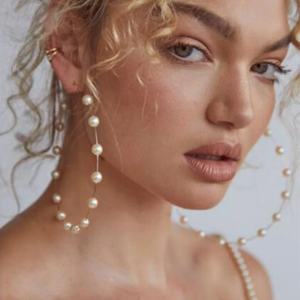 

Women Oversize Pearl Hoop Earrings For Women Girls Unique Twisted Big Earrings Circle Earring Brinco Statement Fashion Jewelry