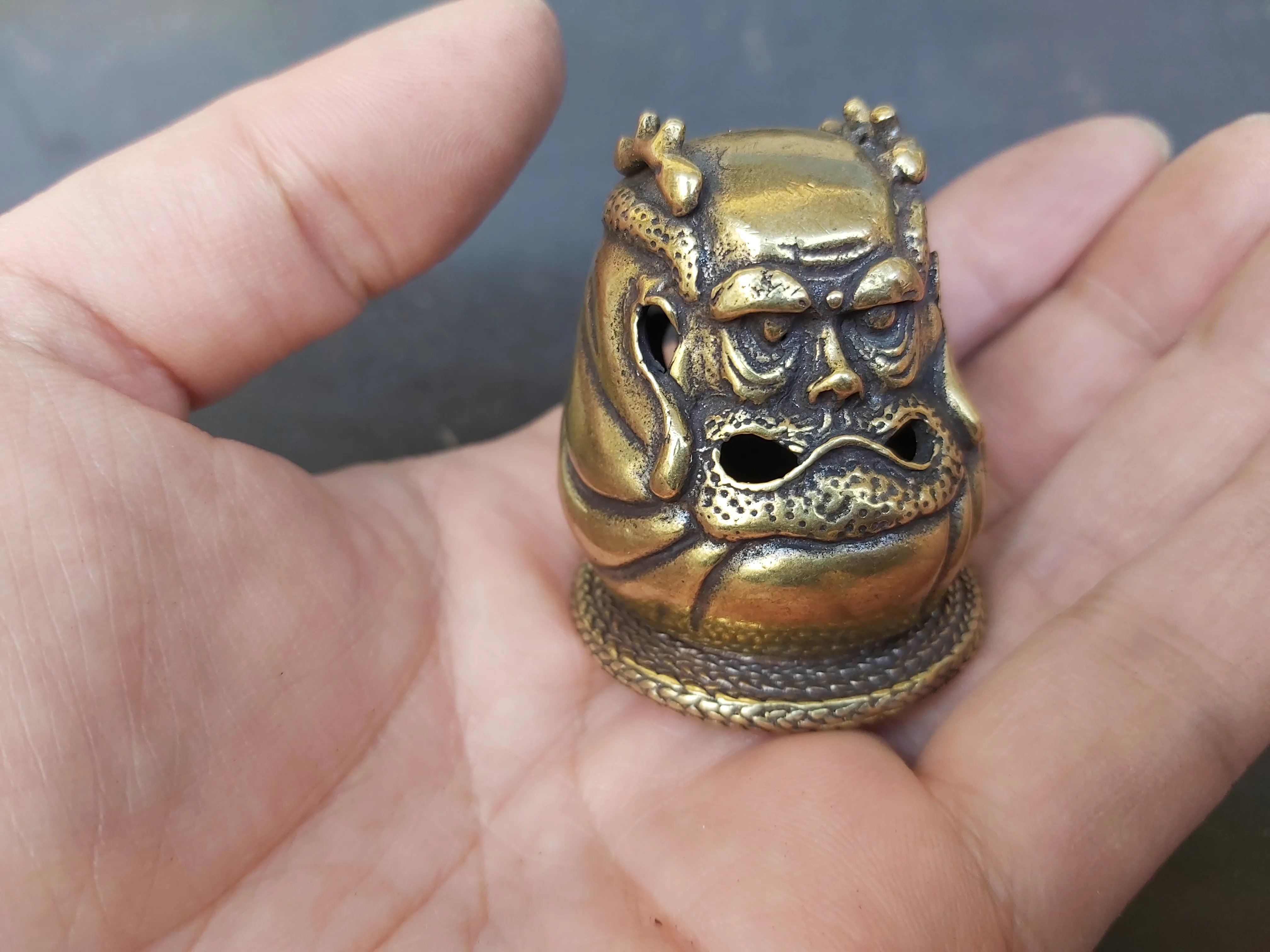 

Горелка из твердой латуни, бронзы, сандалового дерева, подставка для благовоний, башня, Череп Дракона, Йога, медитация, винтажные благовония