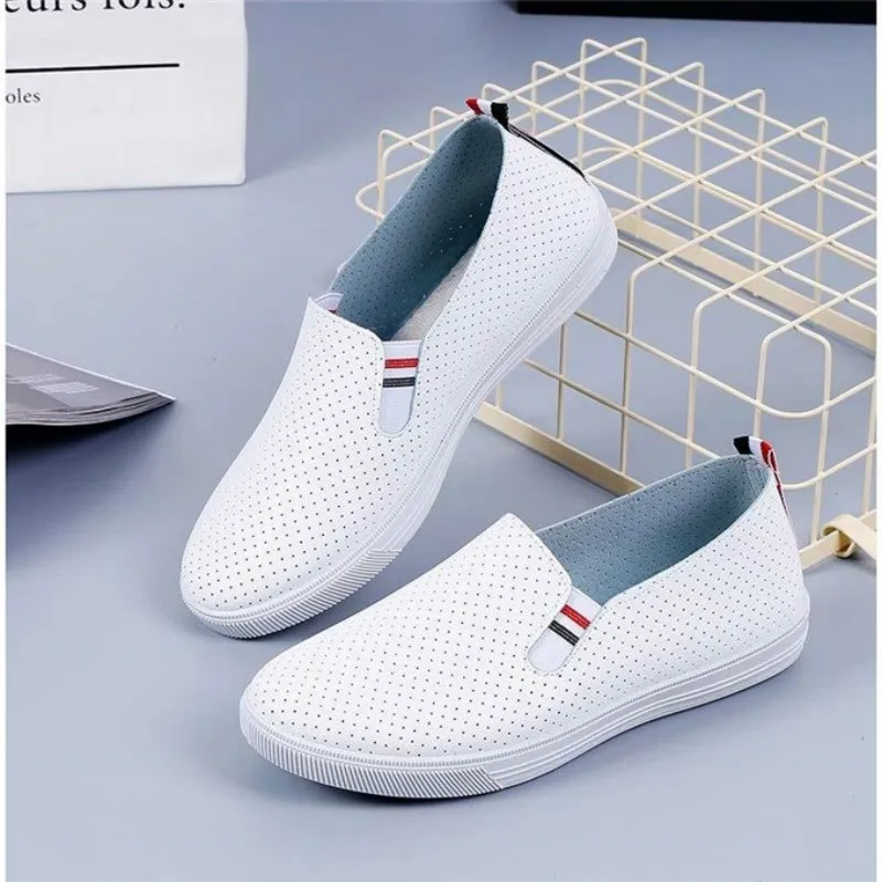 

Women Summer Sneaker Woman Casual Shoes Lightweight Breathable Soft Mesh Lace Up White Flat Shoes Females Sneakers For Women