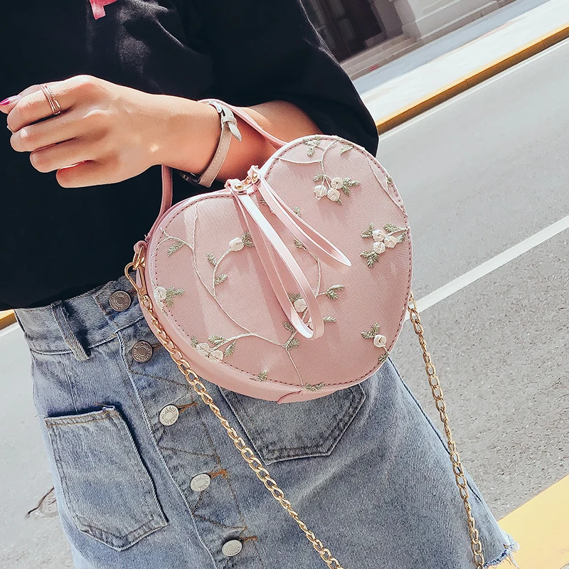

2021 New Fashion Versatile Straddle Chain Bag Lace One Shoulder Carrying Girl's Small Straddle Bag Summer Women's Bag Tidal Flat