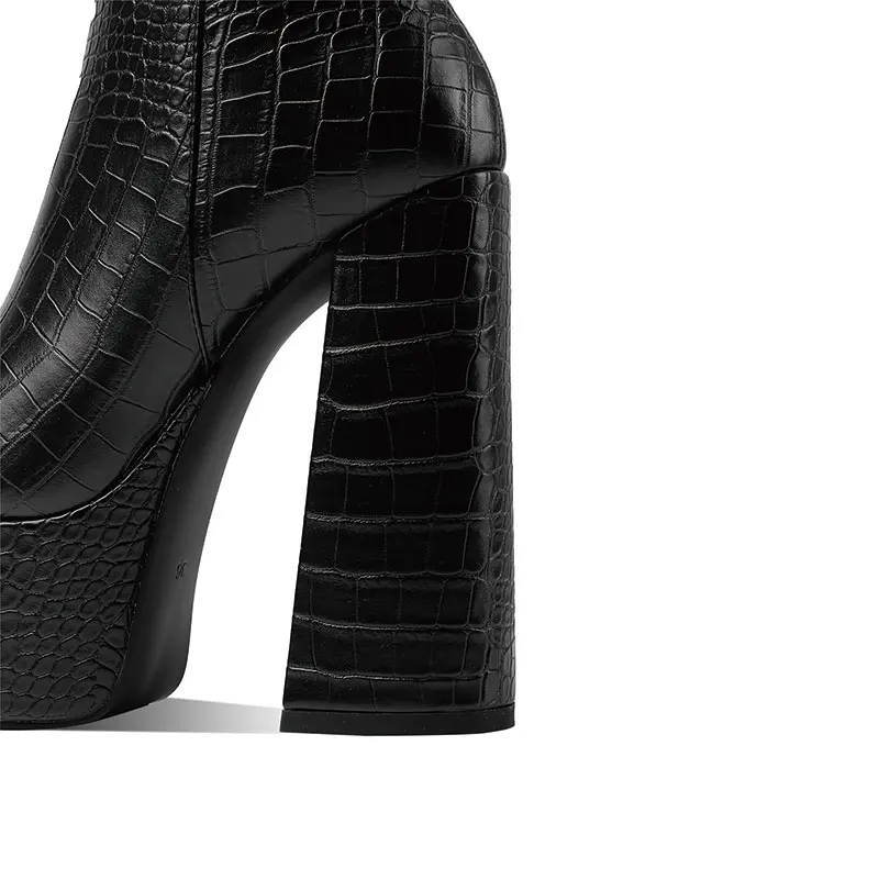 Женские полусапожки из искусственной кожи Sgesvier черные коричневые на платформе