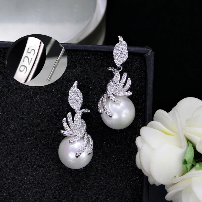 CWWZircons великолепные Micro Pave кубического циркония камни Серебряный цвет Женские Висячие жемчужные серьги Модные ювелирные изделия CZ061