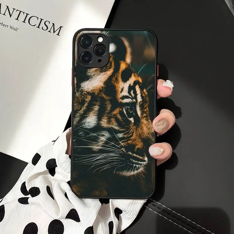 

Phone Case For iPhone 12 11 Mini Pro XR XS Max 7 8 Plus X tiger Matte transparent cover