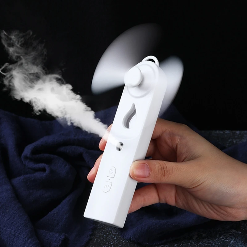

Outdoor Personal Cooling Fan USB Rechargeable Quiet Fan Handheld Mini Fan with Water Spray Design Strong Airflow