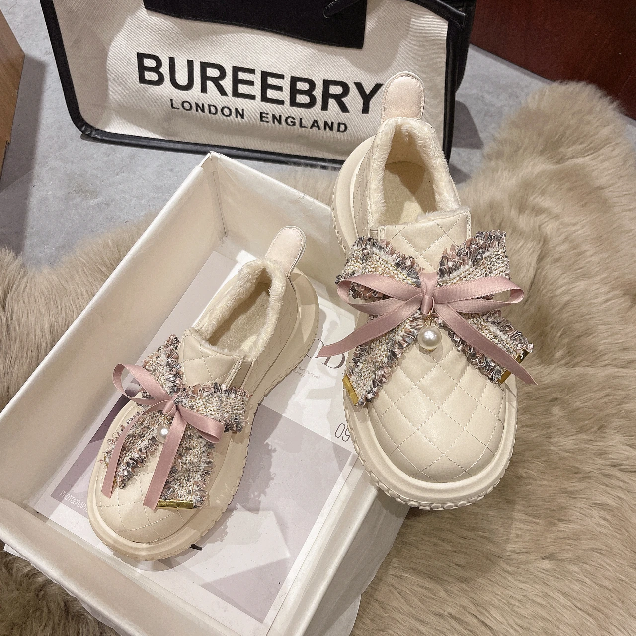 

Bow cotton shoes women's new winter waterproof outer wear thick bottom Plush lovely warm plush slippers Designer brand luxurious