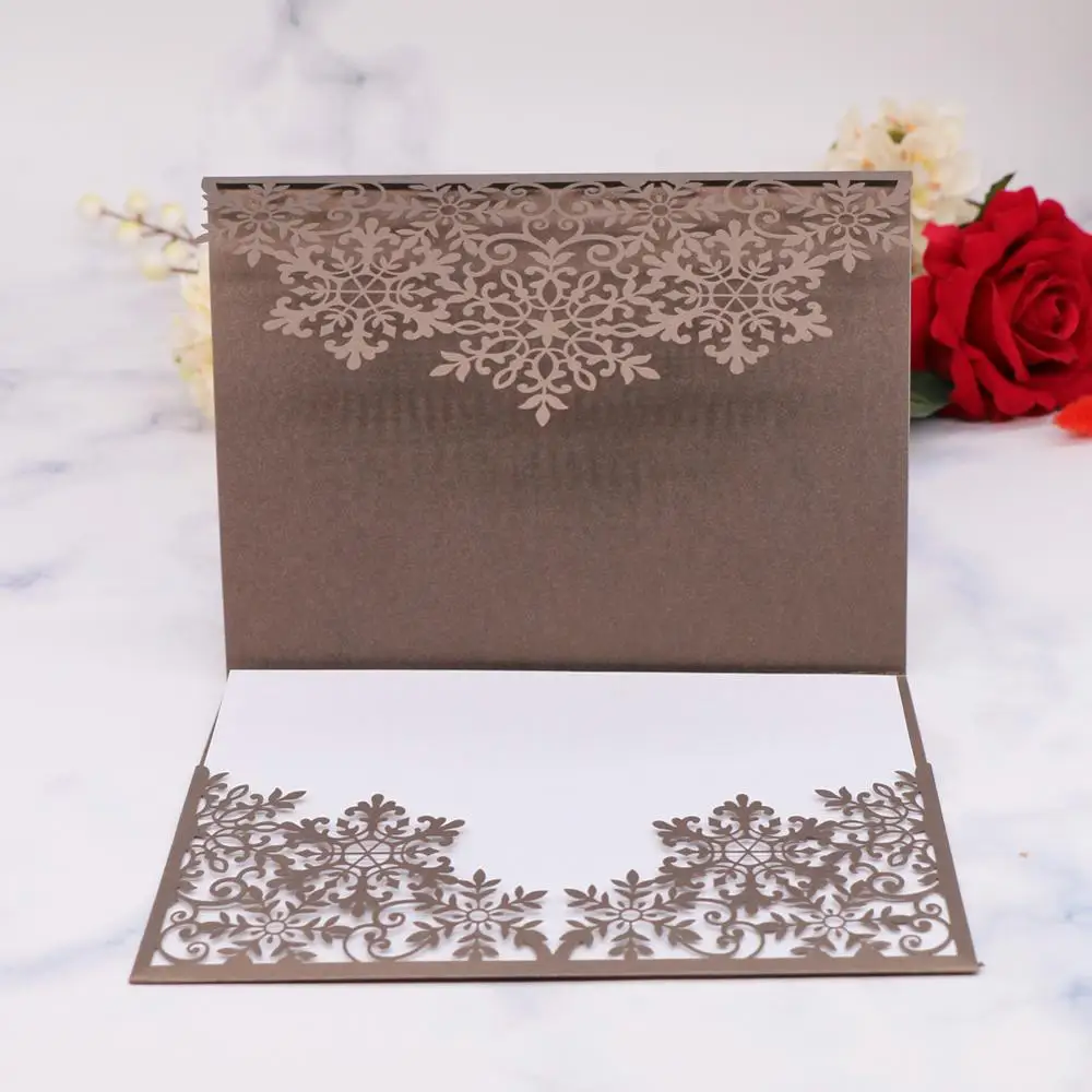 

30Pcs Christmas Holiday Invitations Snowflake Winter New Years Xmas Dinner Party Invite, Rustic Adult Kids Birthday Festi