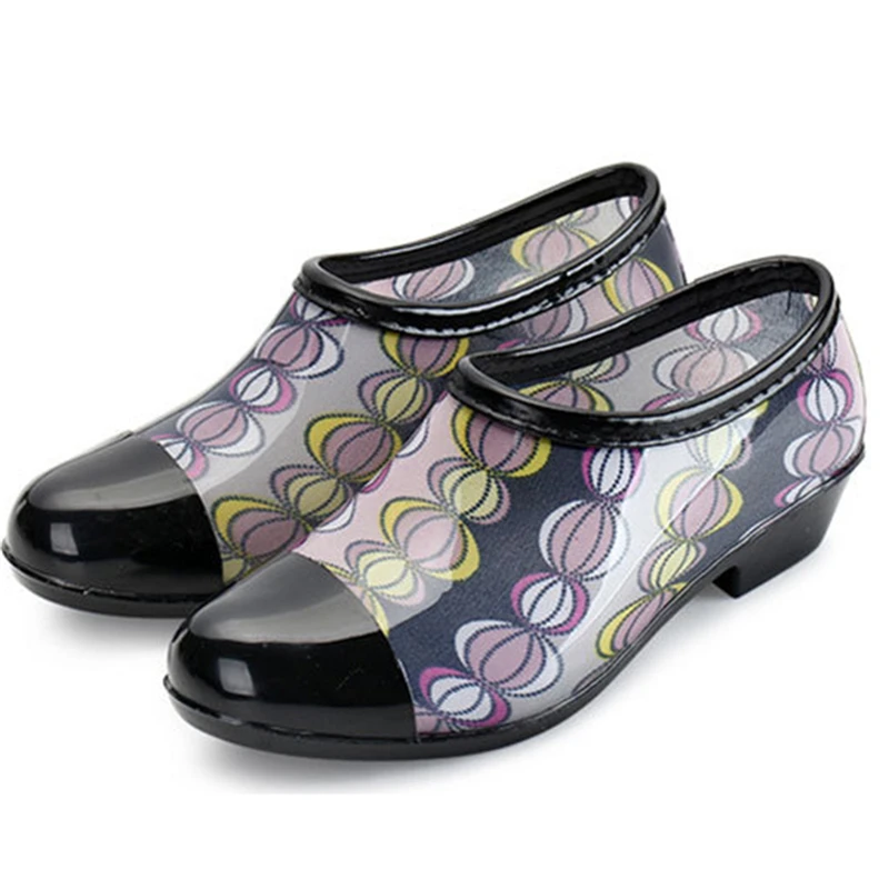 Женские резиновые сапоги для кухни Ботильоны на не сужающемся книзу массивном