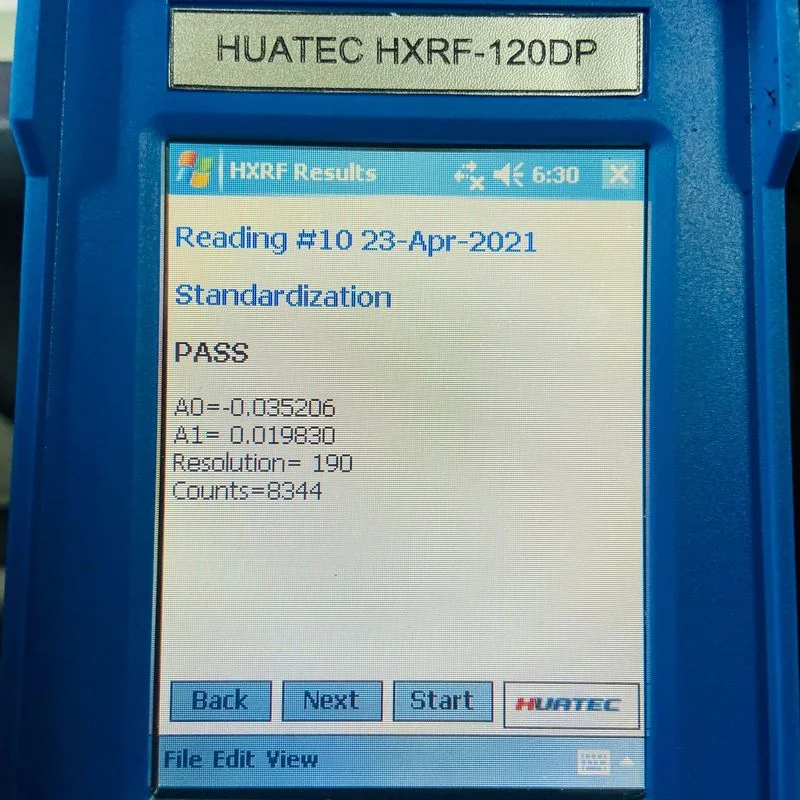 Рекламный цифровой портативный анализатор сплава |