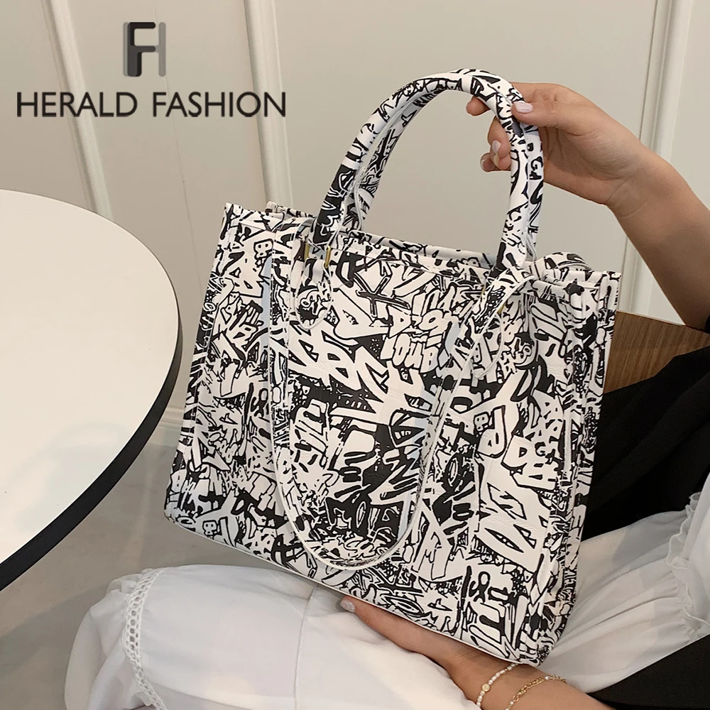 

2021 Luxury Designer Handbag Women Luxury Brand Bag Shopper Designer Bag Personality Graffiti Shoulder Beach Bag Canvas Tote Bag