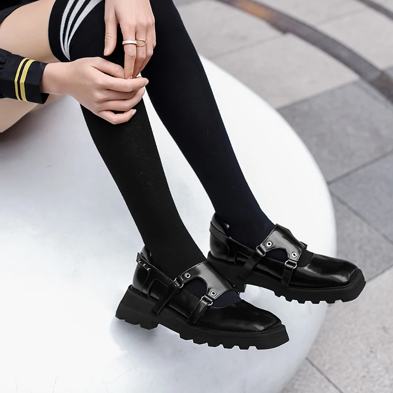 

Women Flat Shoes 2021 Genuine Leather Buckle Flats Platform Brogues Ladies Summer Woman Gladiator Flat Shoes