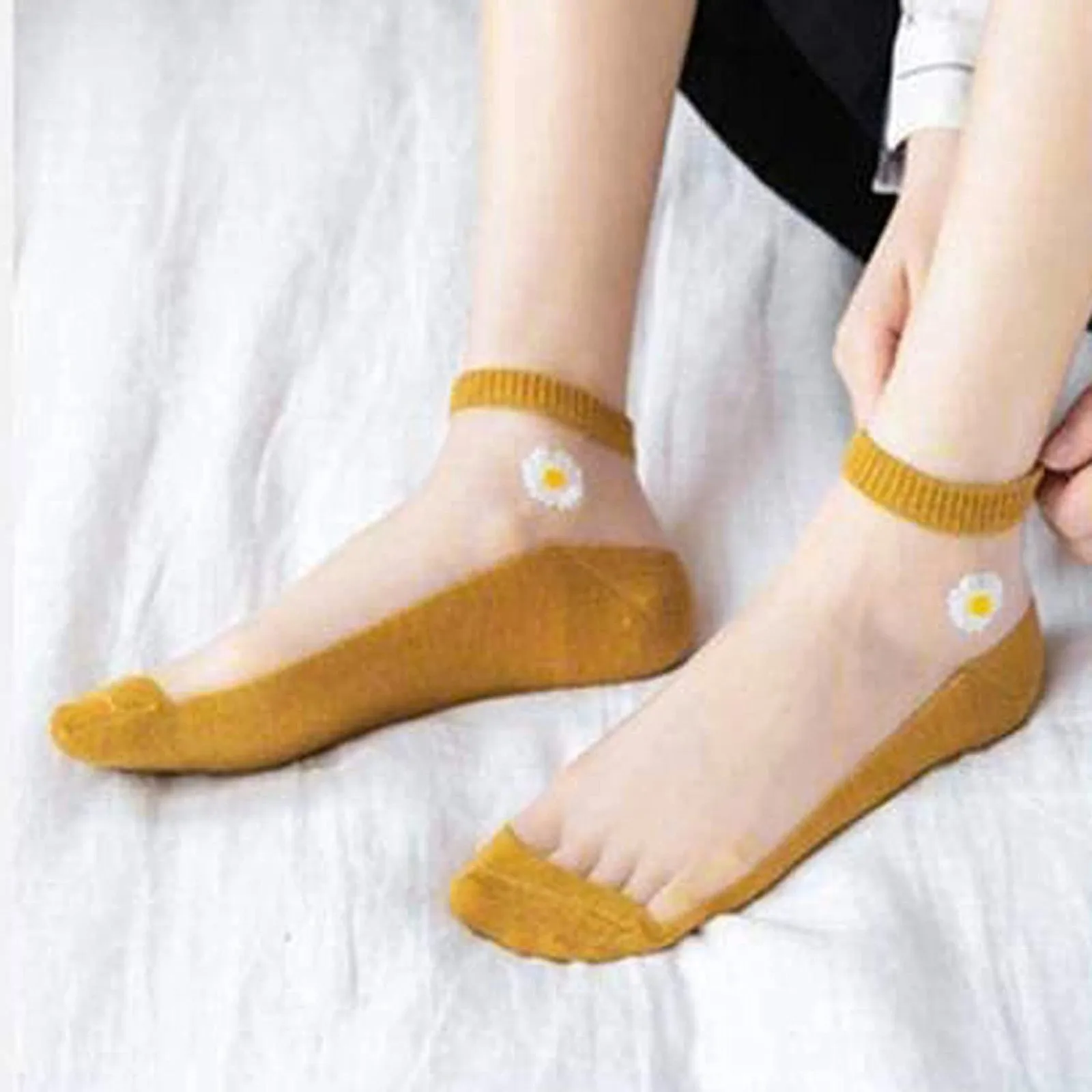 

10pcs Sexy Lace Mesh Fishnet Socks Women Cool Summer Socks Transparent Stretch Elasticity Ankle Net Yarn Women Daisy Socks Lot