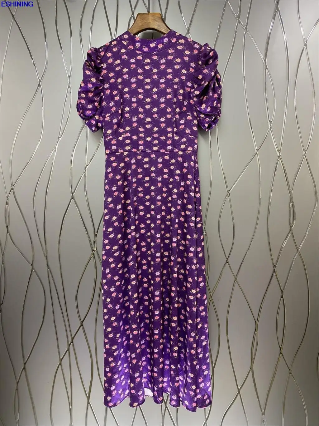 

2021Summer new women's printed short-sleeved slim slimming purple dress with small fresh temperament