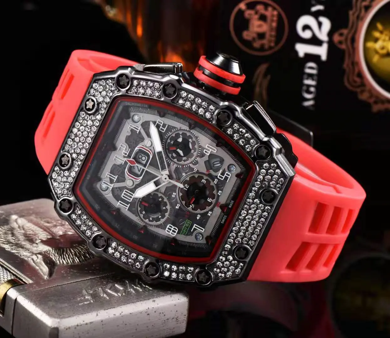 

Men's Watch Brand Watch Quartz Watch Men's Watch Fashion Men's Watch Steel Band Watch Casual Watch Calendar Watch Belt Watch