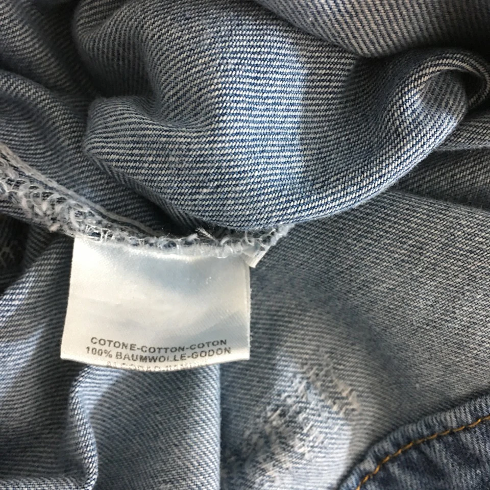 Женский пиджак с длинным рукавом приталенный однотонный из пупки весна-лето 2021 |