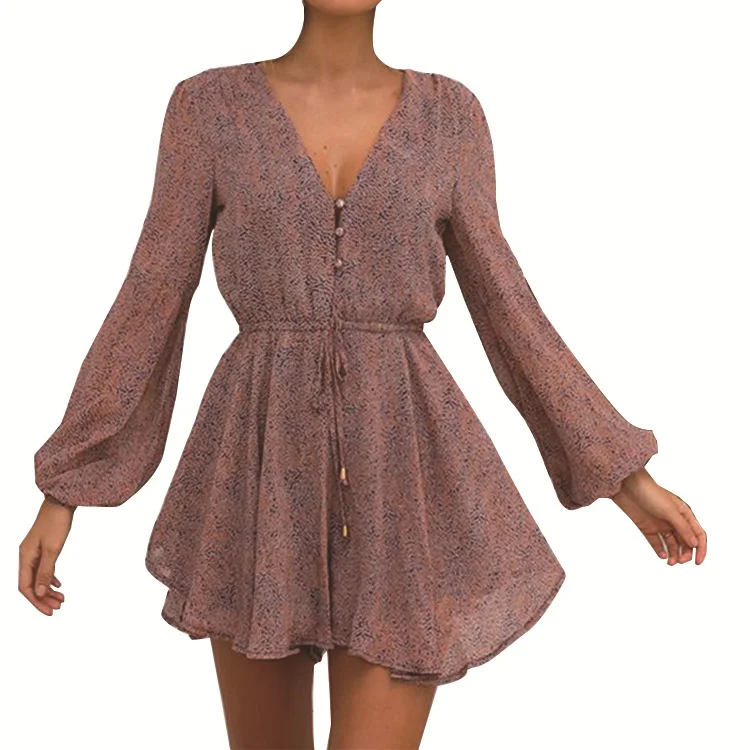 

Женский комбинезон с рукавами-фонариками и V-образным вырезом