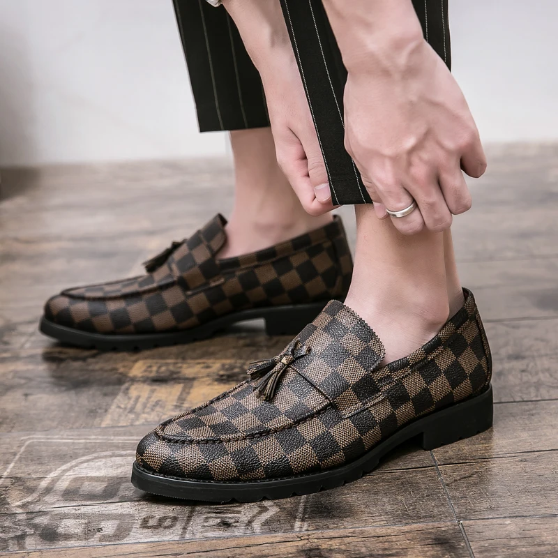 

Spring 2021 Brand Leather Classic Shoes Men's and Women's Checked Shoes Designer Fashion Sneakers Plus Size 38-48