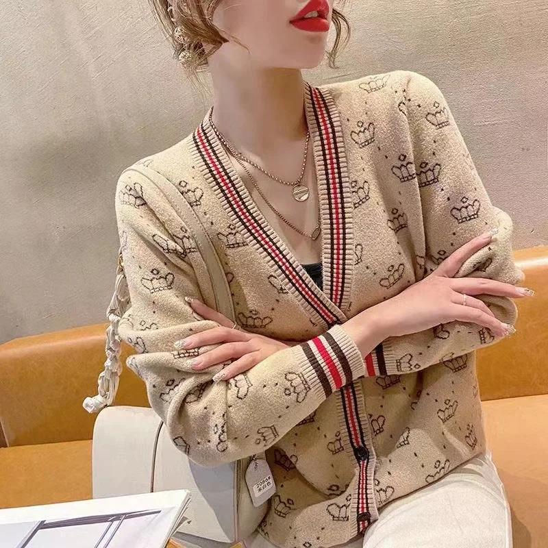 

V-neck knitted cardigan women's jacket 2021 spring and autumn women's clothing new fashion contrast color sweater coat jacket