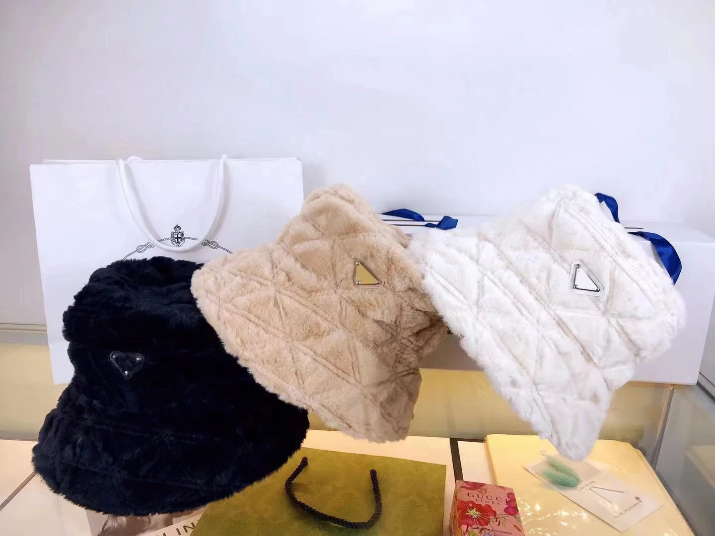 

Классическая осенне-зимняя Рыбацкая шапка брендовая дизайнерская Панама из искусственного меха уличная шапка женская сохраняющая тепло п...