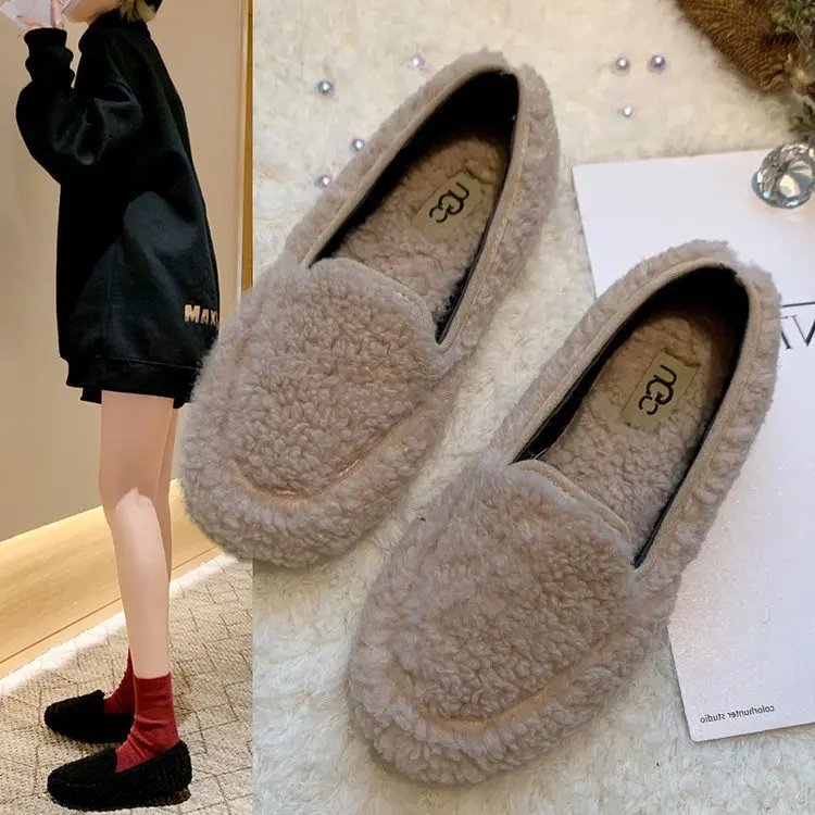 

Teddy Bear Fur Shoes Women's Autumn and Winter 2021 New One-pedal Lamb Hair Flat Peas Shoes Women's Cotton Shoes To Keep Warm