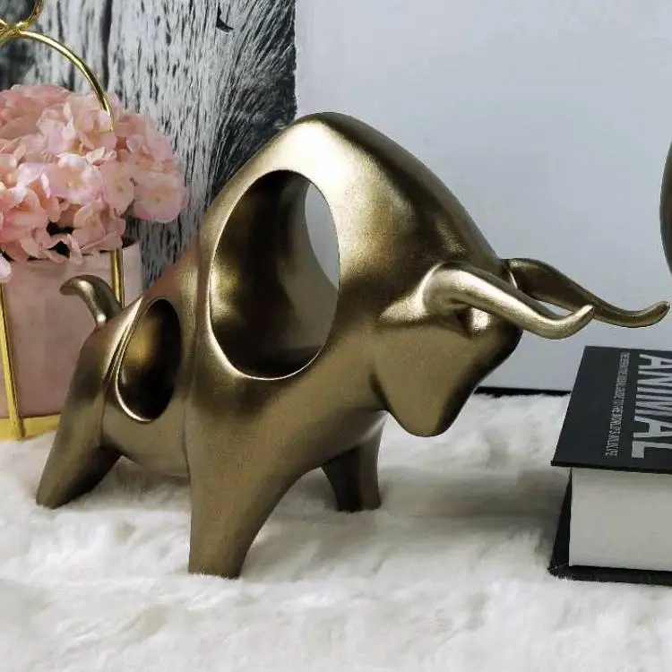 Taurus Figurine Sculpture Bull Statue Reisn Symbol of the year 2021 ox lucky figurine Animal Ox Home Decor | Дом и сад