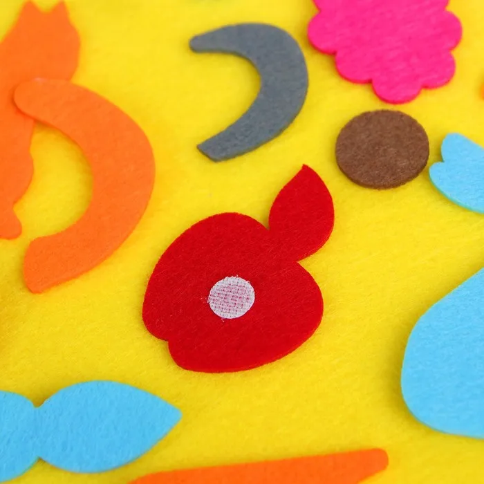 Коврик из фетра с липучками &quotЗверята&quot лист основа + 24 элемента Школа талантов |