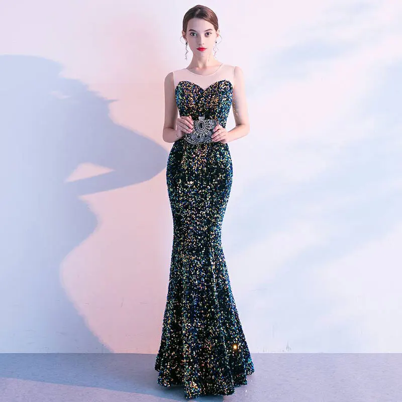 Женское вечернее платье русалка длинное праздничное без рукавов расшитое