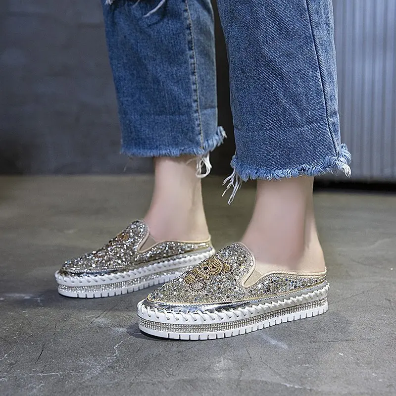 Туфли женские на плоской подошве с кристаллами рисунком медведя | Обувь