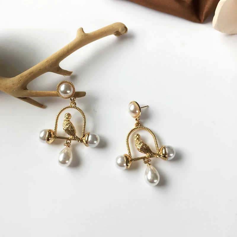 

Personality Design Drop Earrings Fashion Jewelry Metal Alloy White Simulated Pears Cute Bird Earirngs For Girl