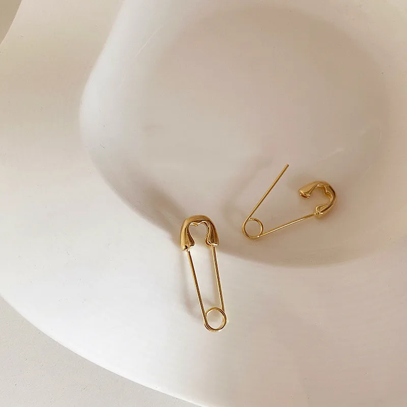 

Minimalist Vintage Gold Color Metal Pin Earrings for Women Mujer Alloy Brooch Shape Statement Dangle Earrings Simple Jewelry