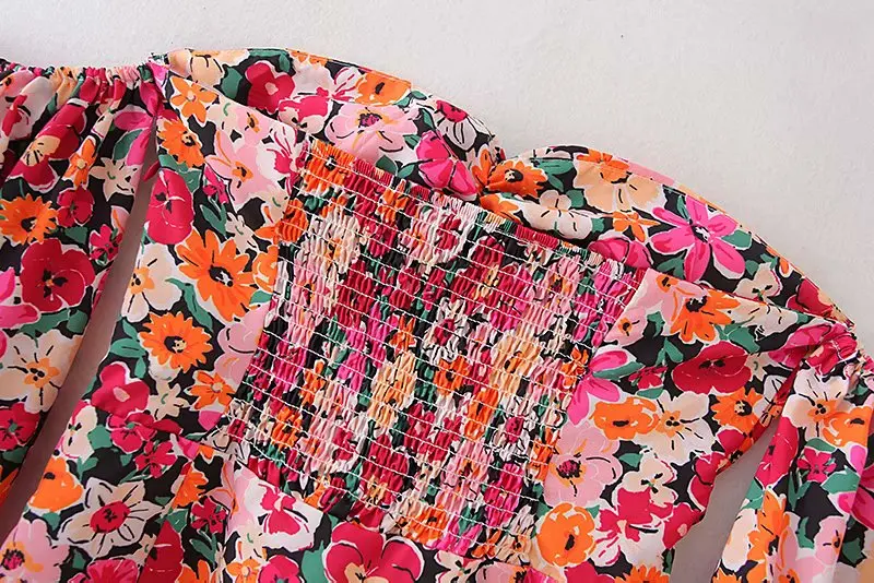 

2020 New women holiday wind floral printing slim mini dress femme off shoulder puff sleeve vestidos back elastic dresses DS3504