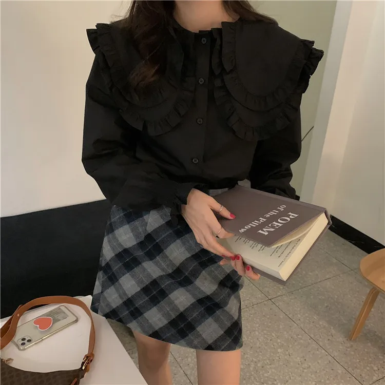 

COIGARSAM Full Sleeve Shirt Womens tops Winter Solid Peter pan Collar Women shirts White Black 93206