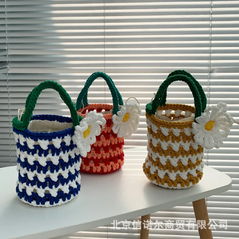 

Brands Hollow Knitting Bucket Bag Women Handbag Luxury Daisy Rope Knitting Women Shoulder Bag 2021 Color Contrast Clutch Purse