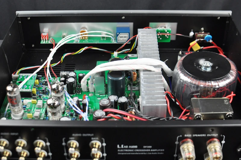 

DF300 Pre Amplifier 2 way Tube Frequency Divider Special Electric Divider for Small Baffle Plate 150Hz 180Hz 210Hz 250Hz