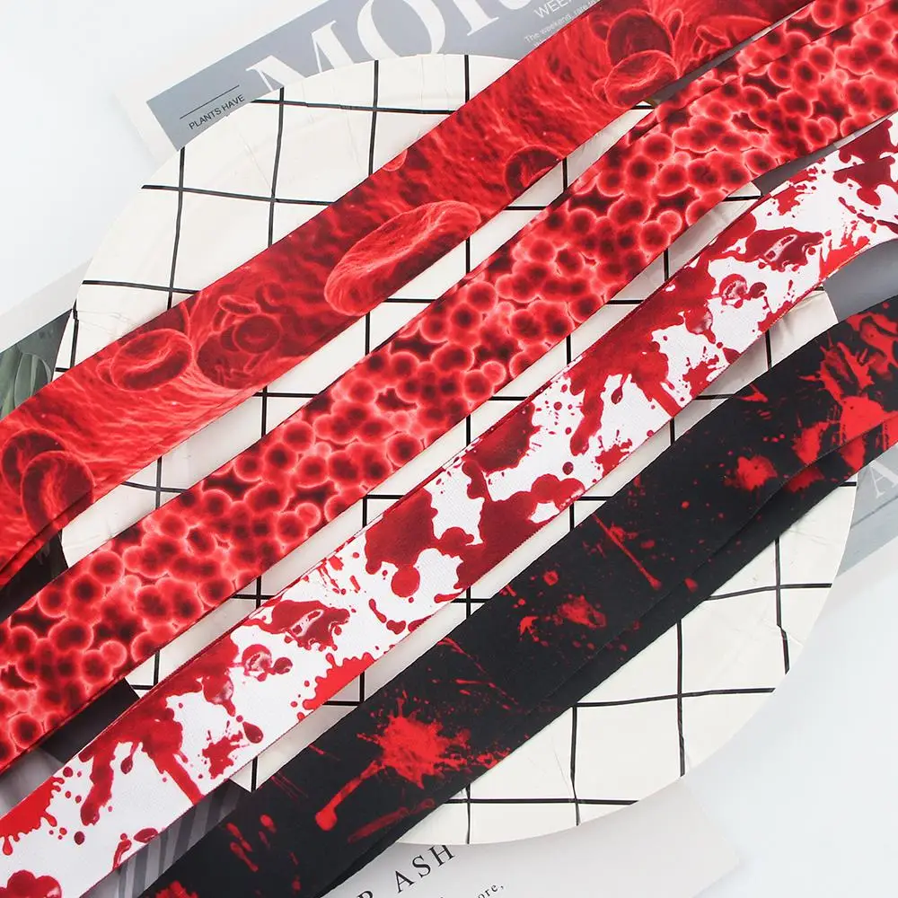 Брелок для ключей CB328 держатель с красными ремешками в виде крови врачей