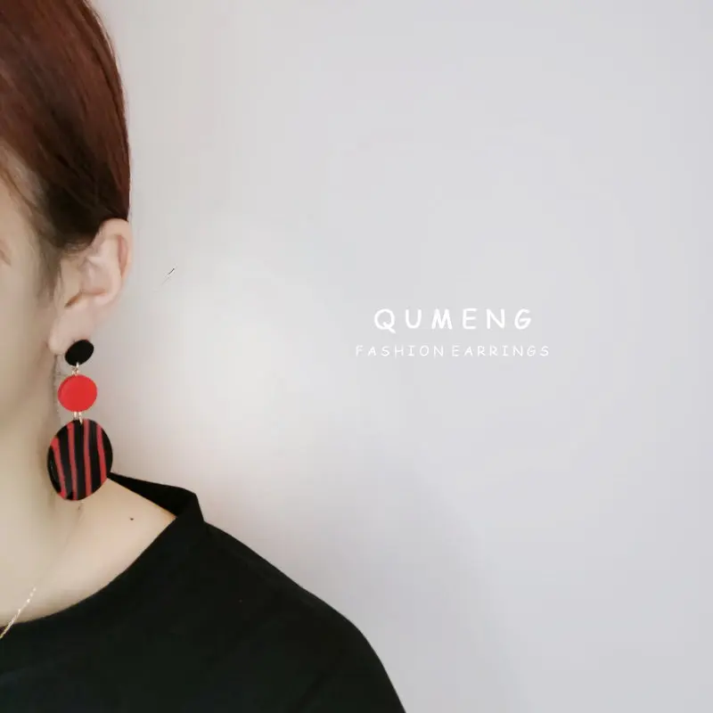 Женские большие круглые серьги QUMENG корейские длинные гвоздики в полоску черного