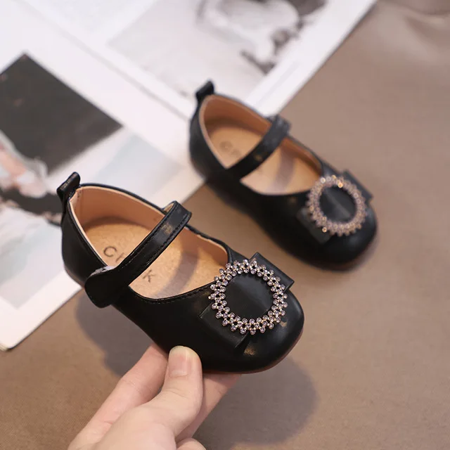 Черный Girls Sneakers Pu Leather Princess Baby Toddler Shoes Girl Dress Shoes Little Girl Soft Shallow Shoes Flat Heel Toddler Sneakers - Цвет: Черный