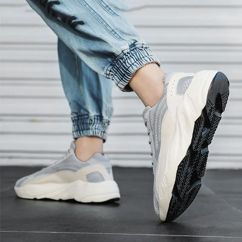 

Running Shoes Men Sneaker Boy's Casual Breathable Luminous Walking Jogging Couple Shoes Reflection Sports Shoe Large Size 39-45