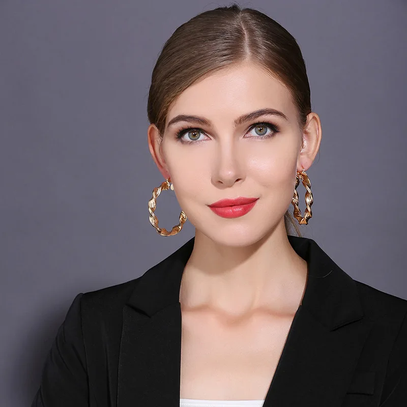 

Simple Large Circle Round Texture Earrings Suitable for Women Declaration Charm Earrings Party Jewelry Allowed Wholesale