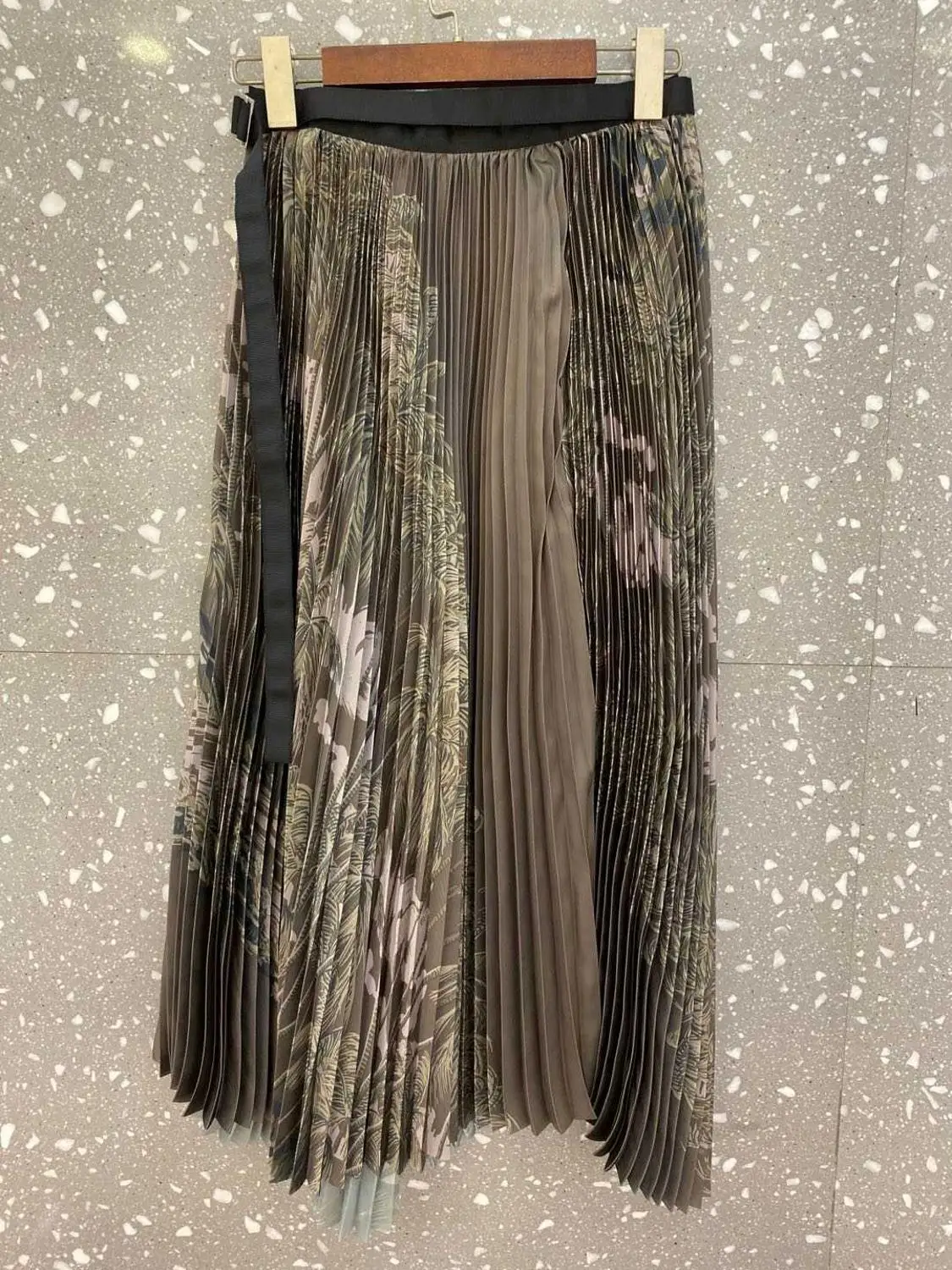 Женская плиссированная юбка миди с цветочным принтом весна 2020 | одежда