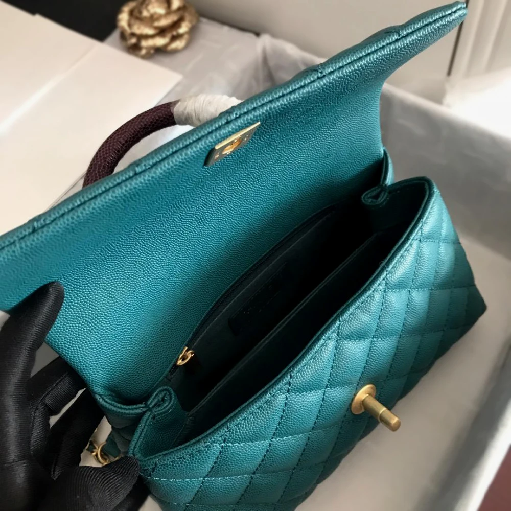 

Fantastic 2019 genuine Leather Luxury Fashion Handbags Women bag Runway For Female Ladies Europe Brand