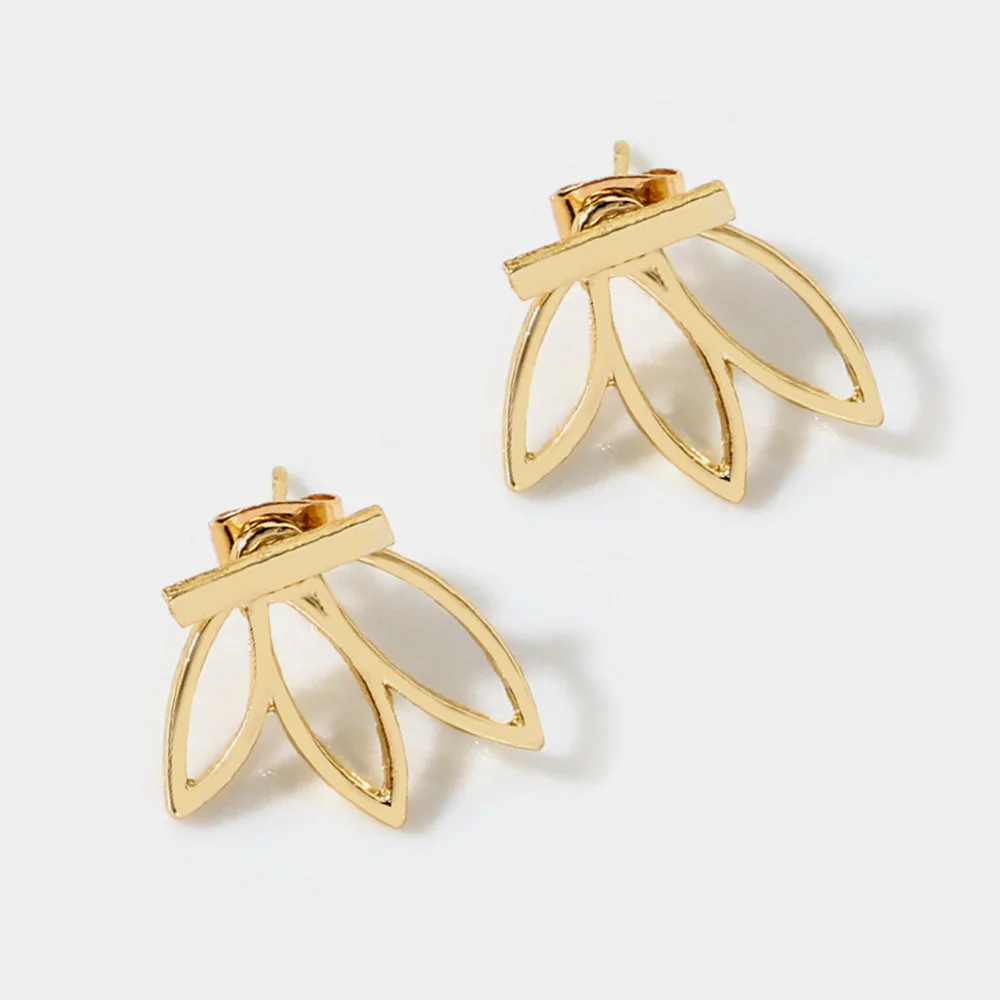

Minimalist & Elegant Gold Plating Hollow Out Lotus Shape Stud earrings for Women Bohomian earrings 2020 New Design Jewelry