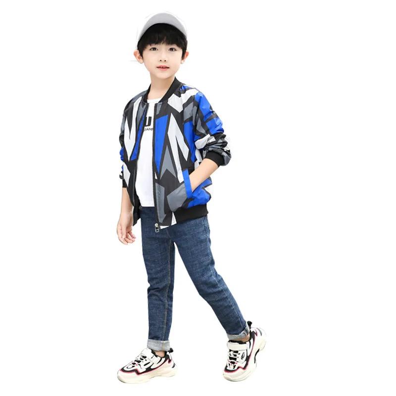 

Куртка с длинными рукавами для мальчиков Новое корейское пальто для мальчиков Модный кардиган с принтом, весенне-осенняя куртка