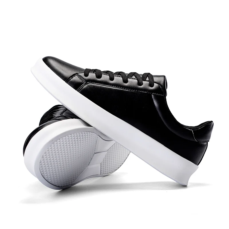

Autumn Men's Sneakers Soft Leather Casual Shoes Flat Fashion Brand Lightweight Breathable Sneakers Men's White Shoes Black Flats