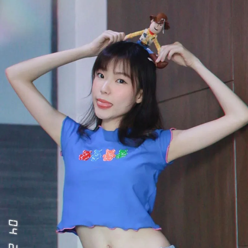 

2021 Fashion Summer Cute Sweet Tank Woman Top Tops Streetwear Bear Tee Slim Short Cotton T Shirt Tees