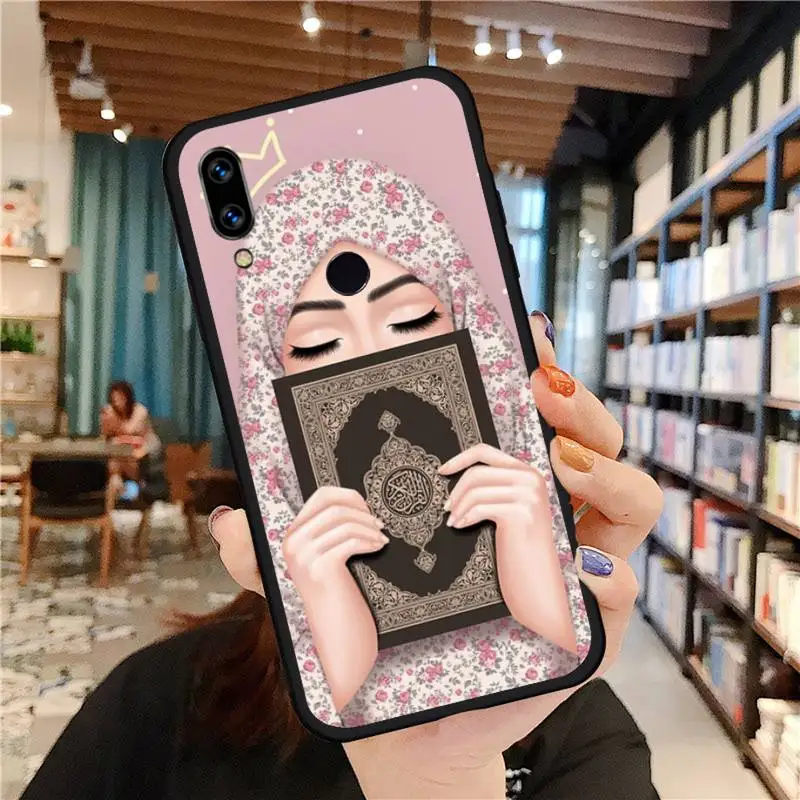 

Muslim Islamic beautiful Gril Eyes Phone Case For Xiaomi Redmi 4x 5 plus 6A 7 7A 8 mi8 8lite 9 note 4 5 7 8 pro