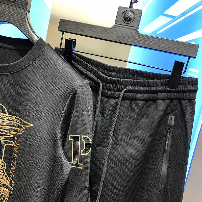 

New autumn 2020 men's two piece suit personalized embroidery hot drill crew neck sweater pants casual sports suit fashion men