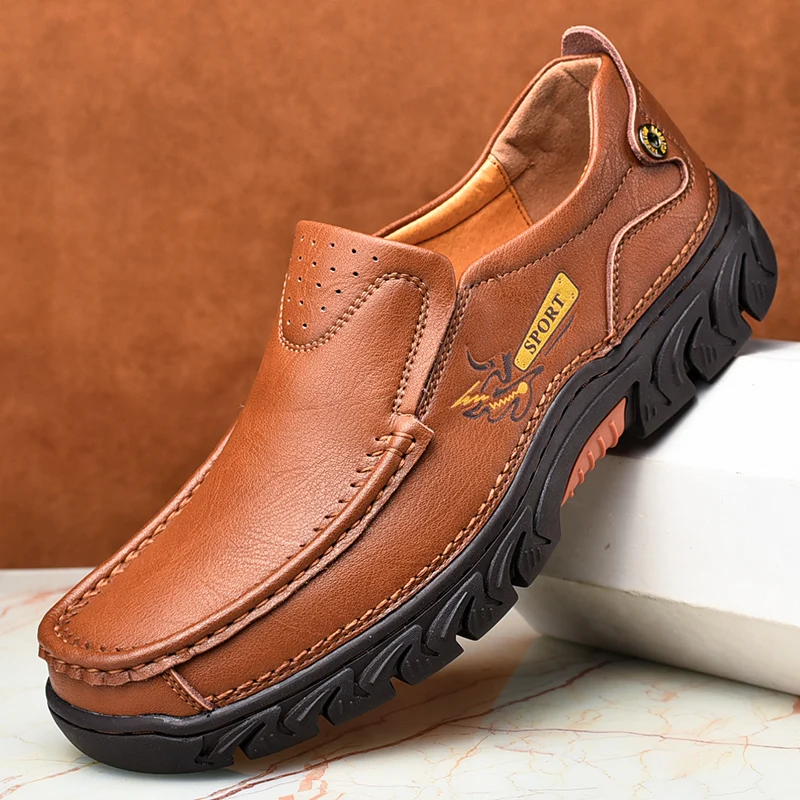 

Genuine Leather Mens Loafers Quality Fashion Slip-On Shoes Outdoor Retro Trend Driving Shoes Soft Comfortable Casual Men Shoes