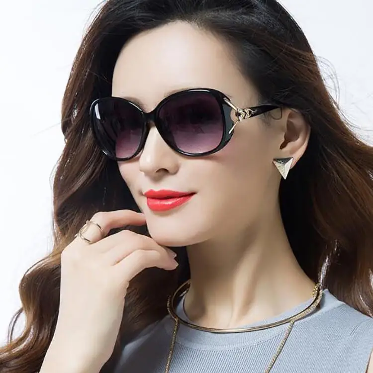 

Eyewear Vintage Retro Classic Fox Decoration Polarized UV400 Women's Pilot