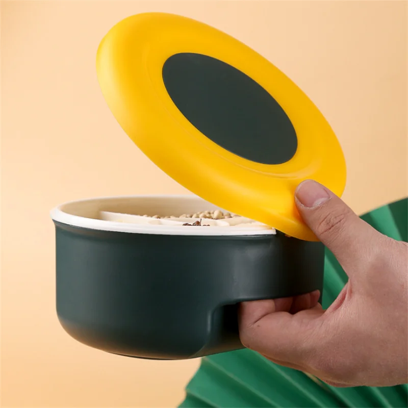 Четыре отсека для хранения Набор банок приправ приправа домашних животных с